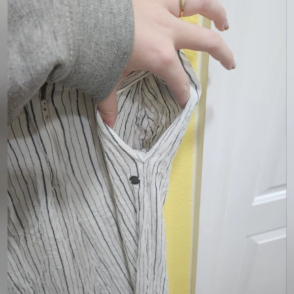 Flowy Roxy pants - Picture 4 of 5